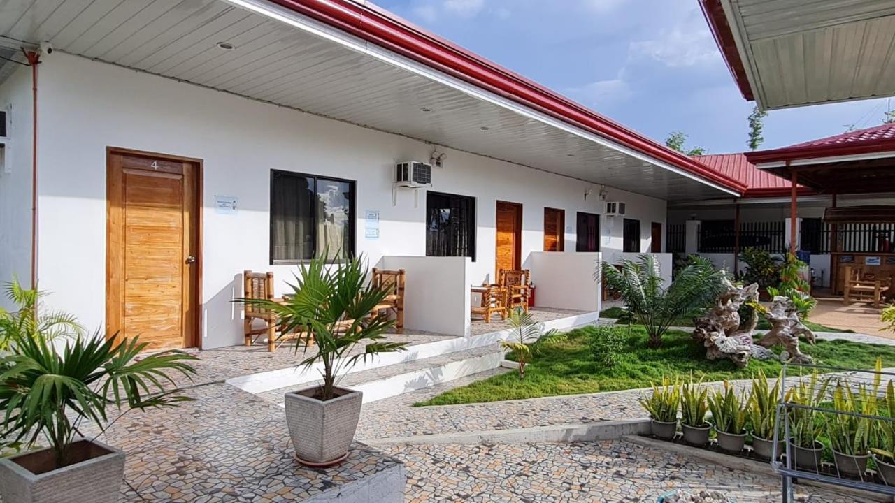 Babas Guesthouse Moalboal Extérieur photo