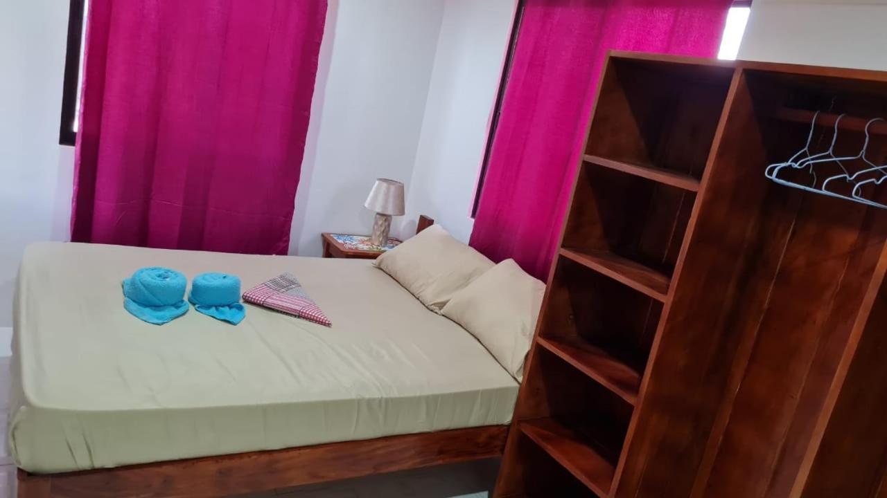 Babas Guesthouse Moalboal Extérieur photo