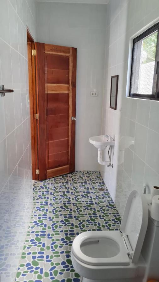 Babas Guesthouse Moalboal Extérieur photo