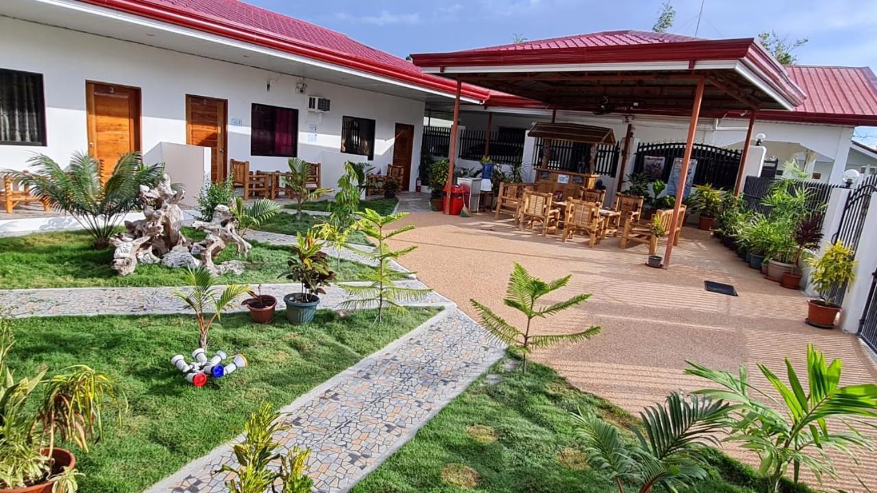 Babas Guesthouse Moalboal Extérieur photo