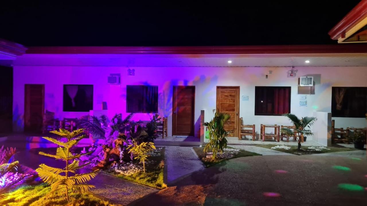 Babas Guesthouse Moalboal Extérieur photo